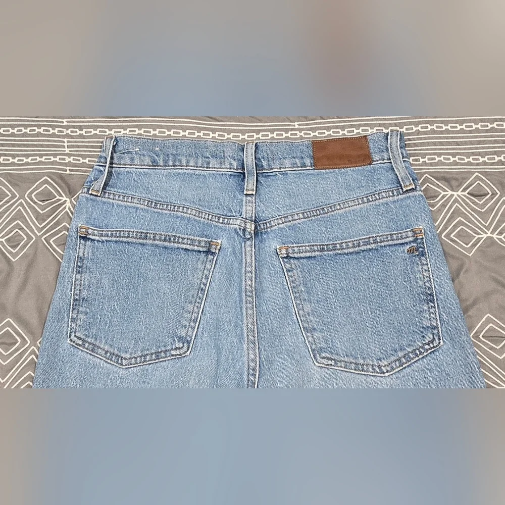 Madewell The Perfect Vintage Straight Leg Jean Size 26 - Picture 4 of 8